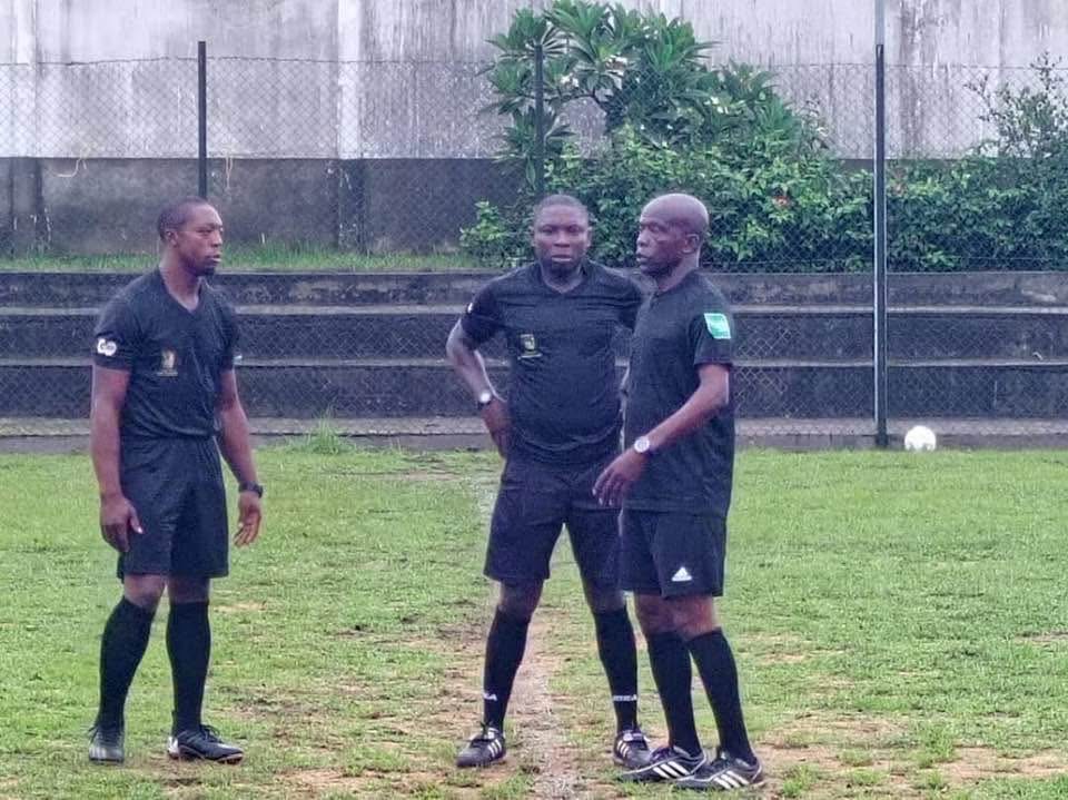 Les arbitres présent a Douala pour le match Aigle du Moungo - Coton Sport
